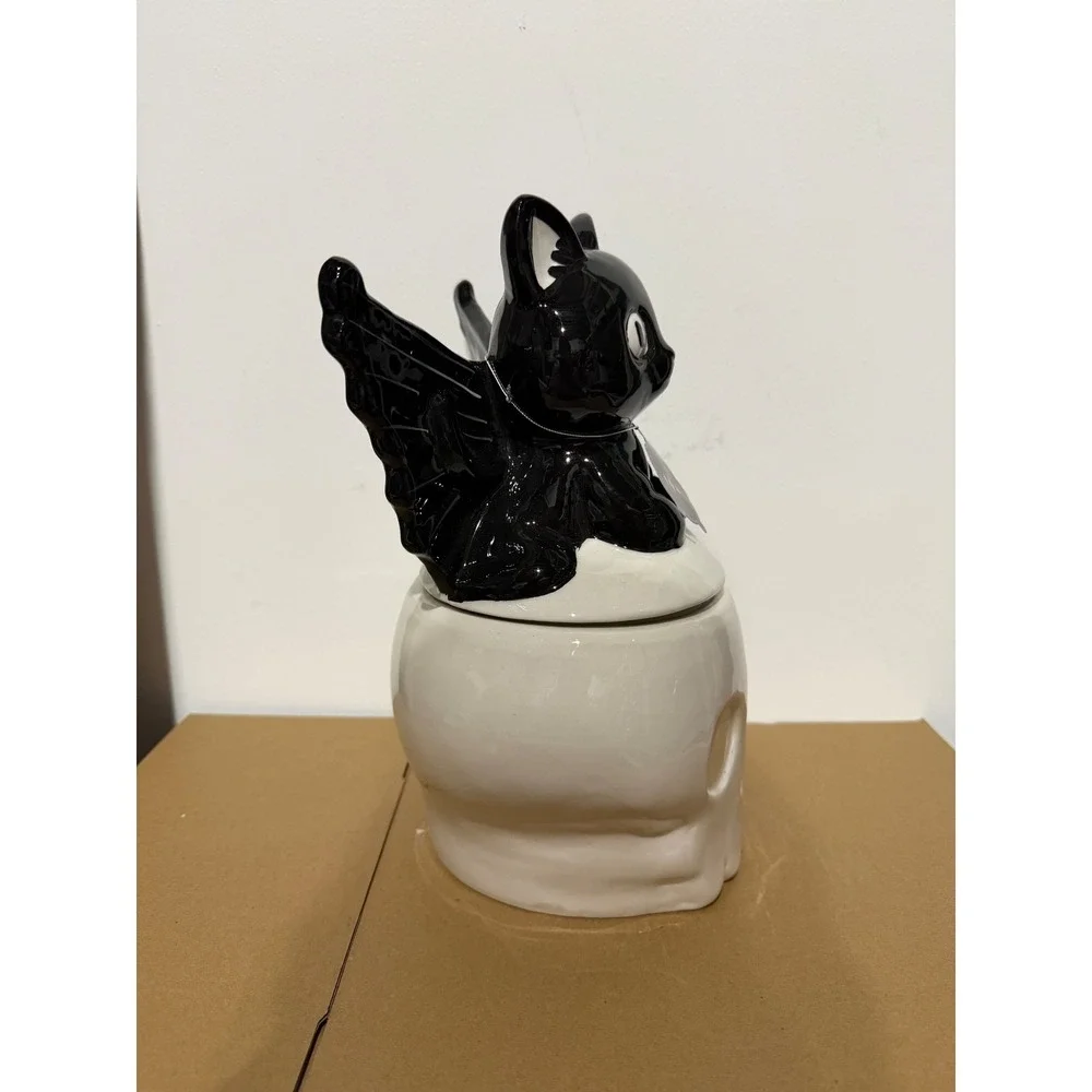 10 Strawberry Street Halloween Black Cat Batwings On Skull Cookie Jar Container